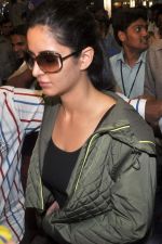 Katrina Kaif snapped at airport arrival in Mumbai on 27th March 2012 (7).jpg